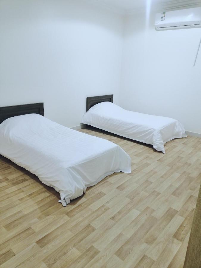 Apartment صقر 3 - مجلس واسع-مطبخ-غرف نوم